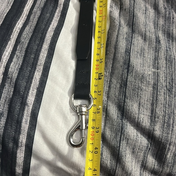 Chic Bucket Bag With Silver Rivets - Picture 15 of 15